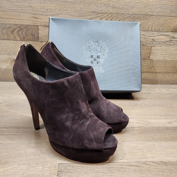 Vince Camuto Mac Peep Toe Suede Heeled Ankle Boot Brown Women's sz 10 - Picture 7 of 7